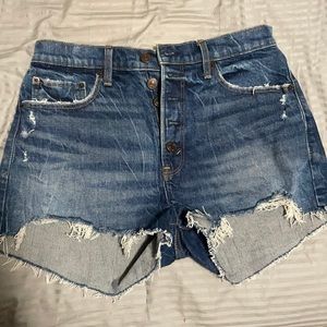 Abercrombie high rise mom short